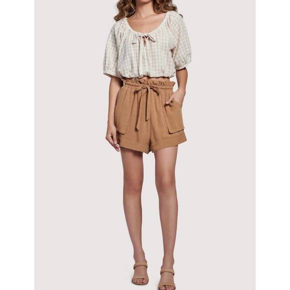 NEW LOST + WANDER island picnic crop top in almond white - Picture 2 of 3